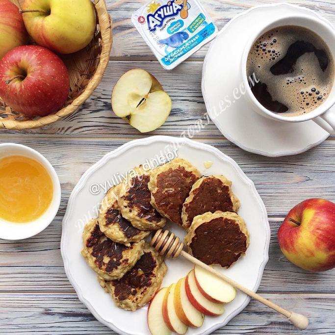 Название: Яблочные оладьи.jpg
Просмотров: 173
Размер: 95.7 Кб